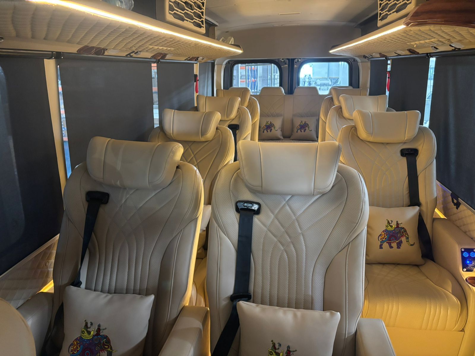 Urbania Bus - Interior