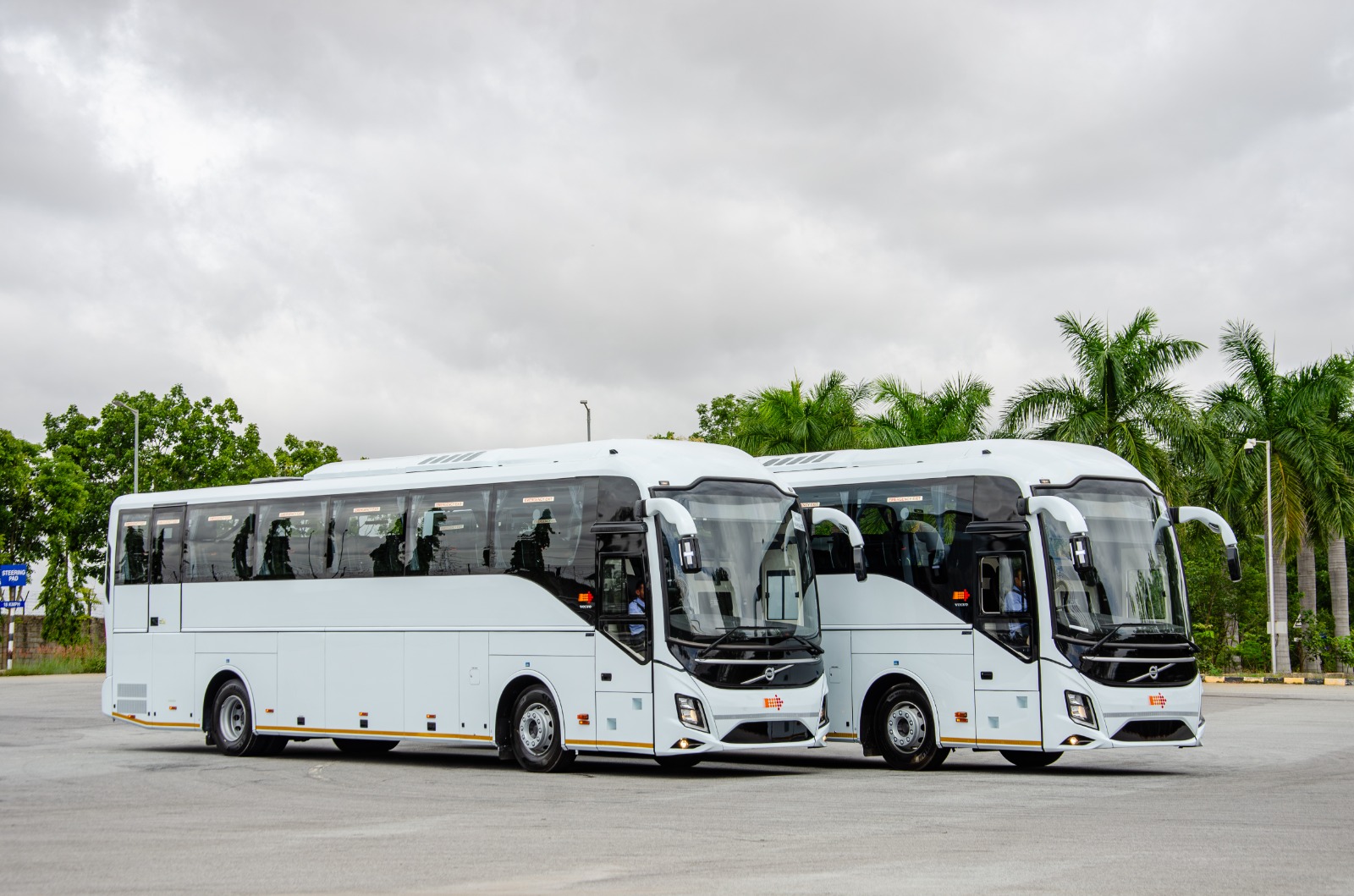 Volvo Bus - Exterior